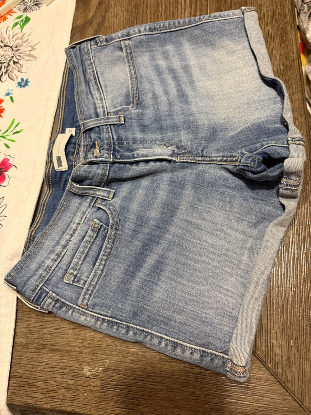 Levi's Light Blue Rolled Hem Women's Denim Shorts